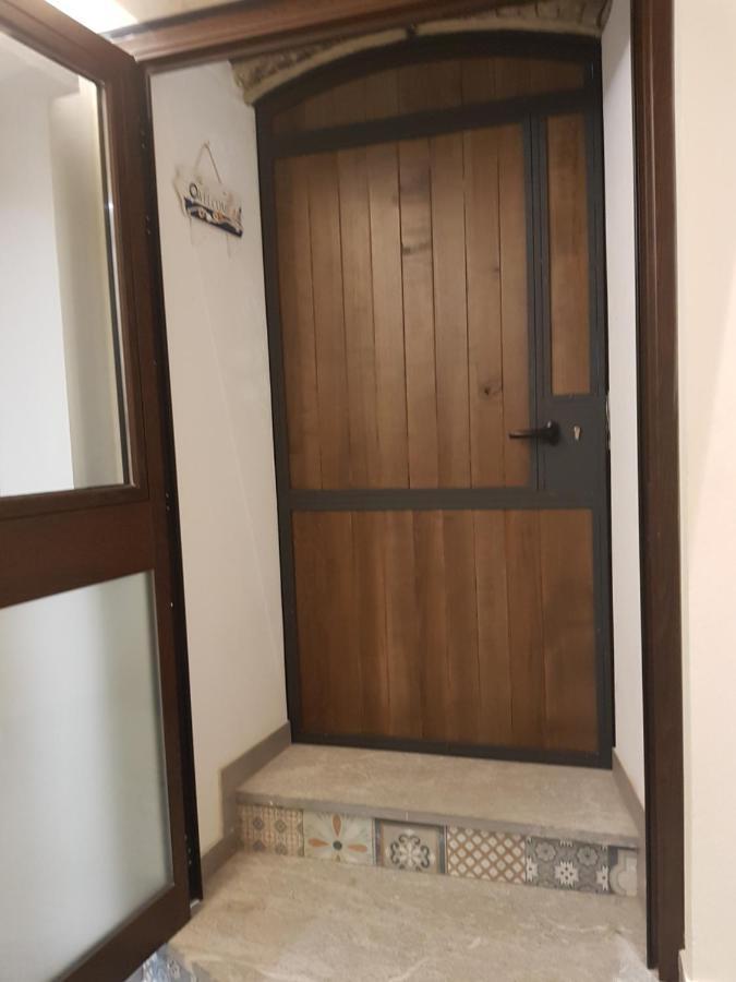 La Rosa Dei Venti " Maestrale " Apartment Palermo Luaran gambar