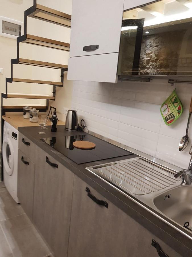 La Rosa Dei Venti " Maestrale " Apartment Palermo Luaran gambar